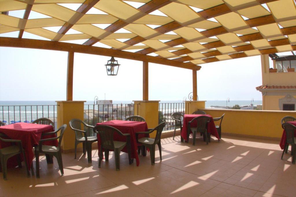 Hotel La Caravella 3*